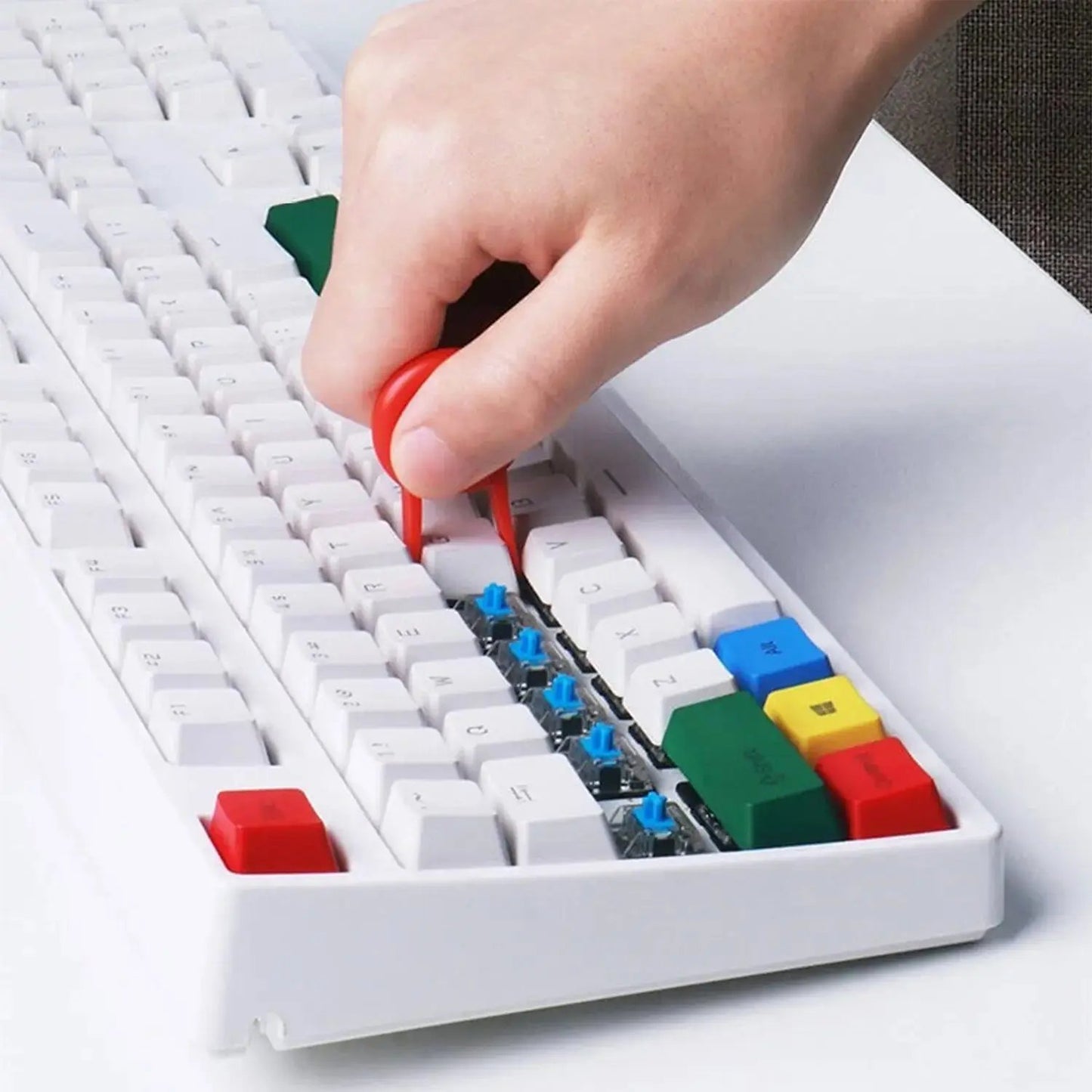 5 - in - 1 Keyboard & Laptop Cleaning Kit with Keycap Puller | Multi - Function Computer Dust Cleaning Brush for PC, Earbuds & Gadgets - Grandsell