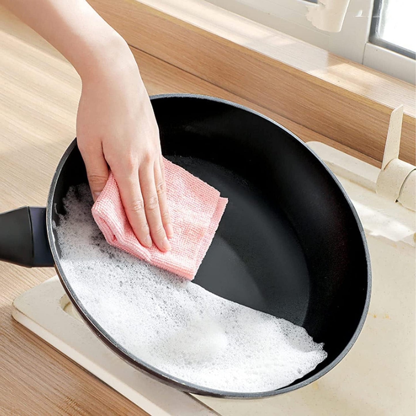 Microfiber Cleaning Cloth with Storage Box – 10 Pcs Magic Wipe Set for Mobile, Laptop, Camera & Glass Cleaning - Grandsell