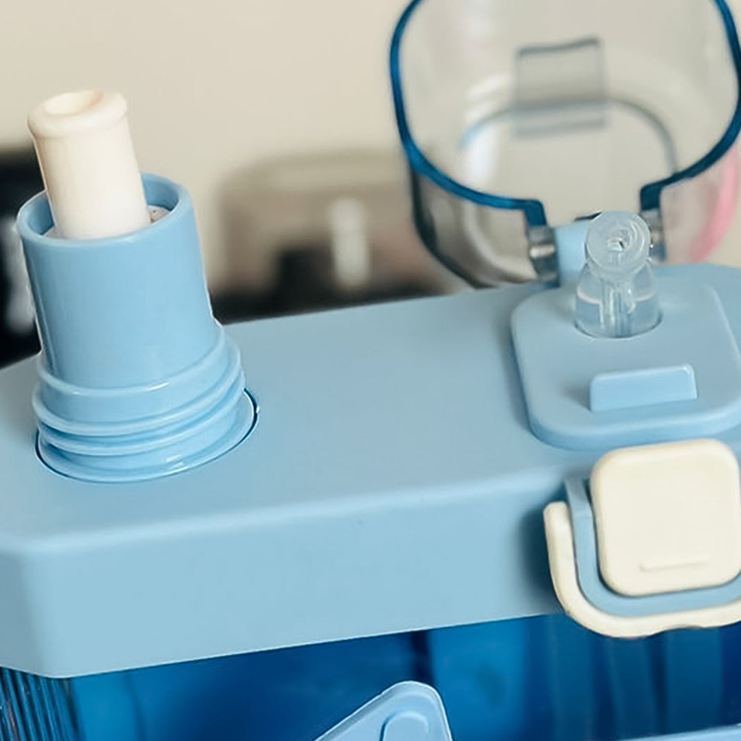 2in1 Dual Compartment Water Bottle With Straw And Adjustable Shoulder Straps (1 Pc Multi Color) - Grandsell