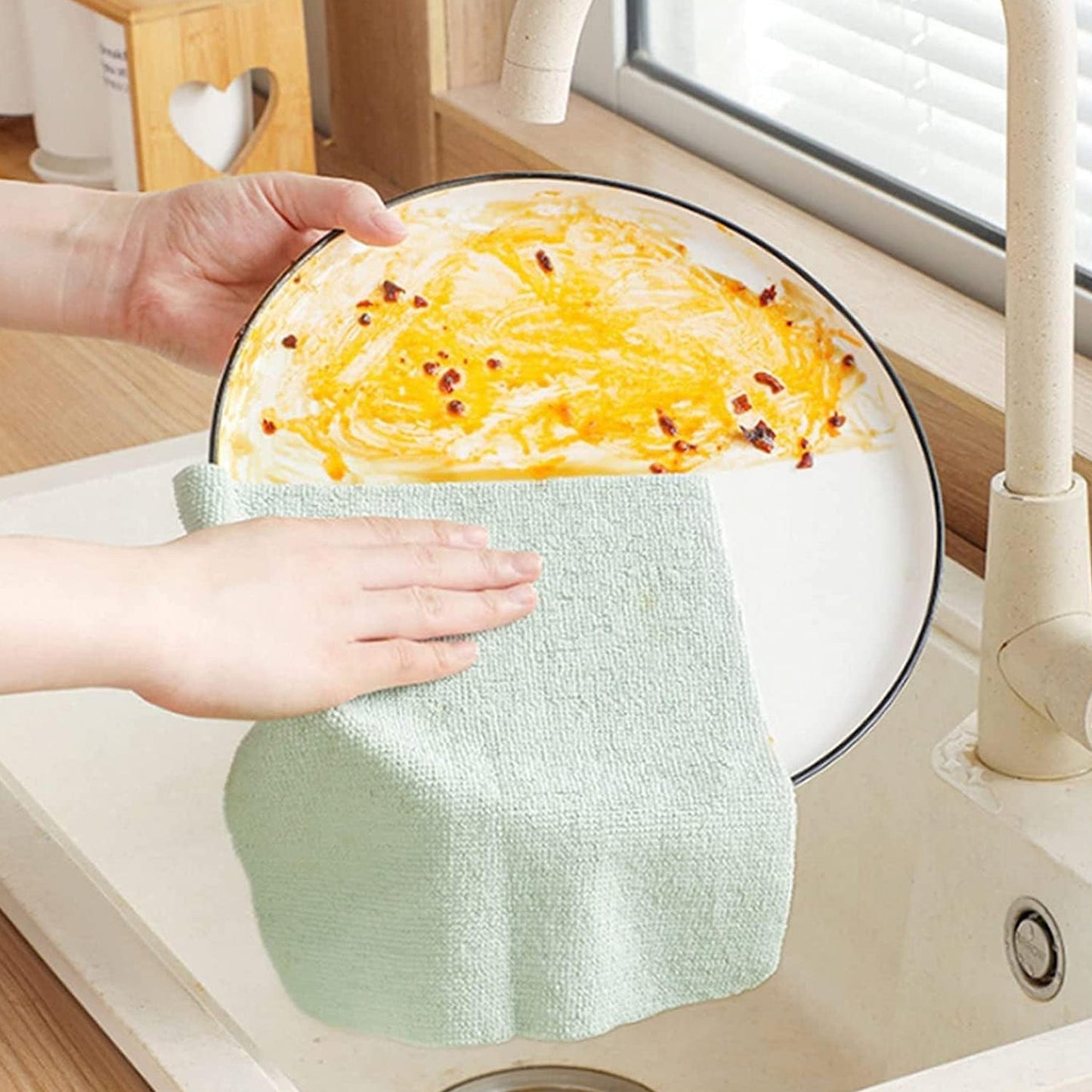Microfiber Cleaning Cloth with Storage Box – 10 Pcs Magic Wipe Set for Mobile, Laptop, Camera & Glass Cleaning - Grandsell