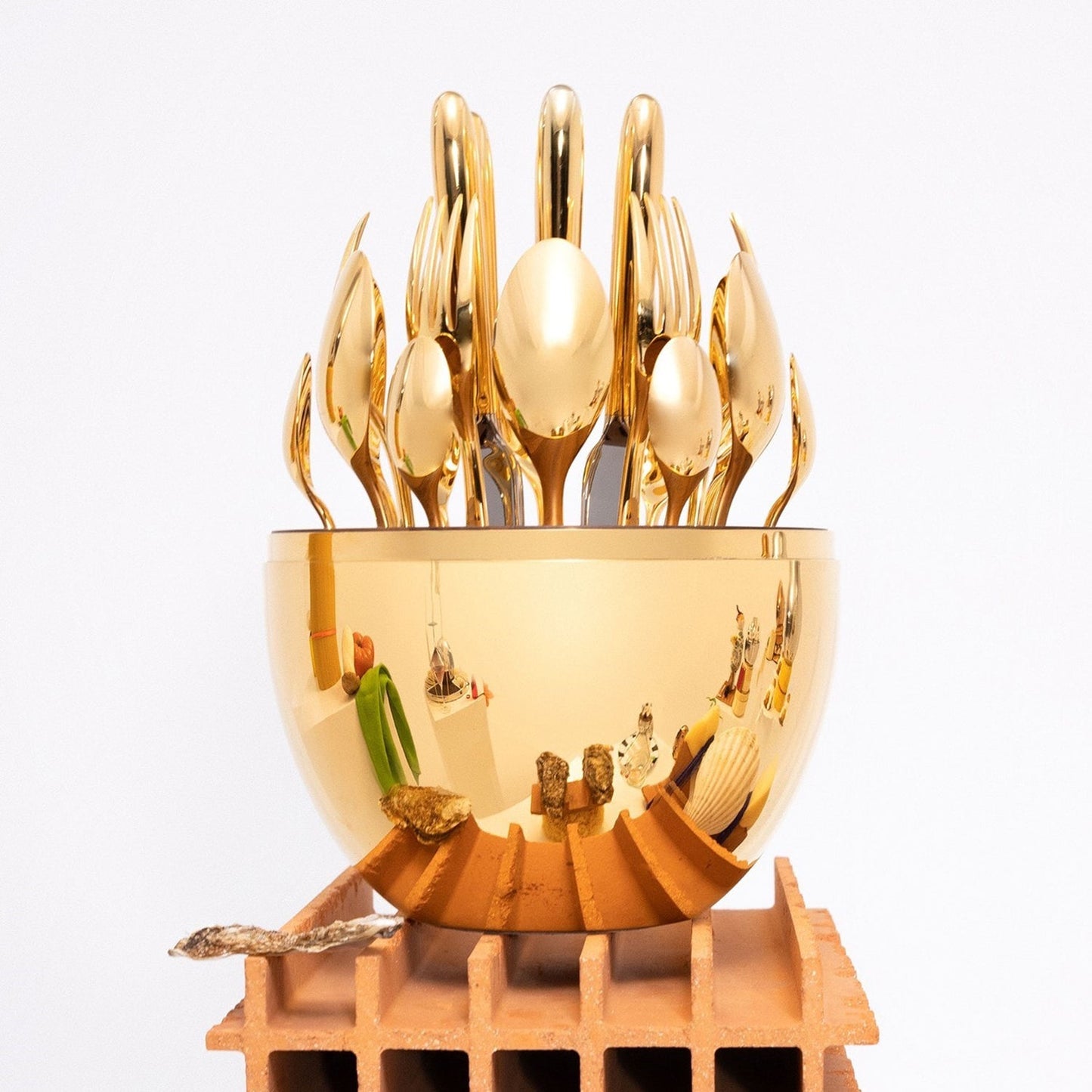 Premium Cutlery Set 24 Pcs With Oval Shaped Stand Beautiful Stylish Oval Designed Cutlery Sets Egg - shaped Luxury Spoon Holder Set (Golden 24 Pcs Set) - Grandsell