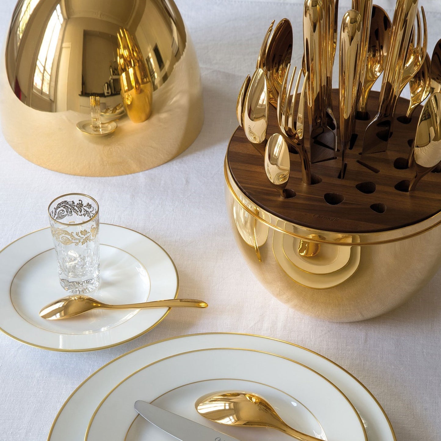 Premium Cutlery Set 24 Pcs With Oval Shaped Stand Beautiful Stylish Oval Designed Cutlery Sets Egg - shaped Luxury Spoon Holder Set (Golden 24 Pcs Set) - Grandsell